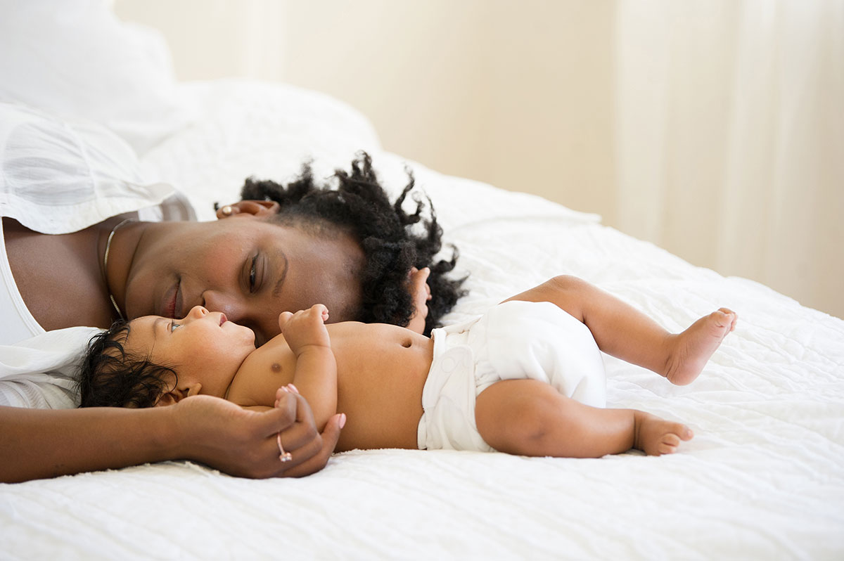 Breastfeeding in the first month: What to expect